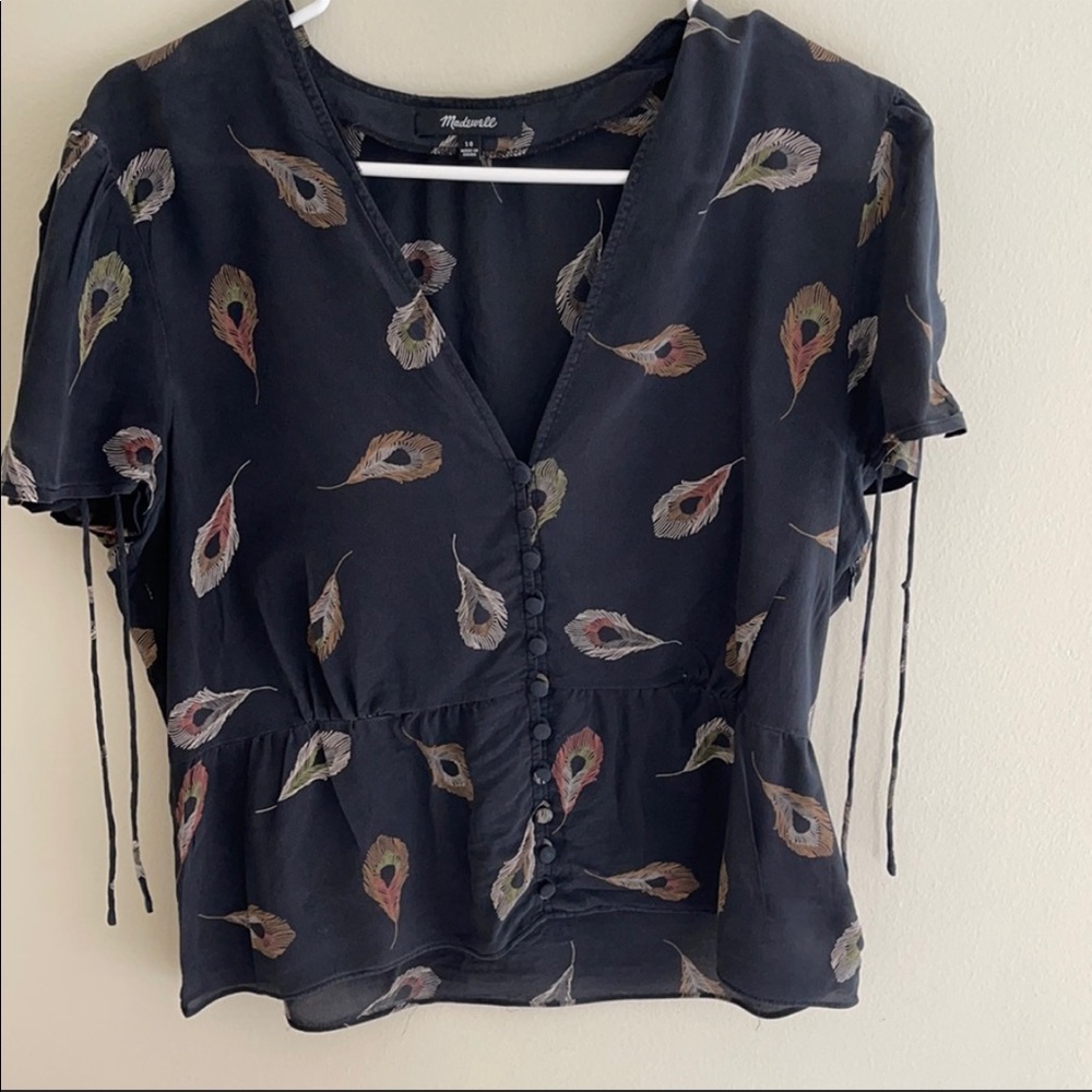 Madewell Blue Feather Print Button front flutter sleeve top